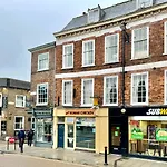 One Pavement At The Top Of The Shambles